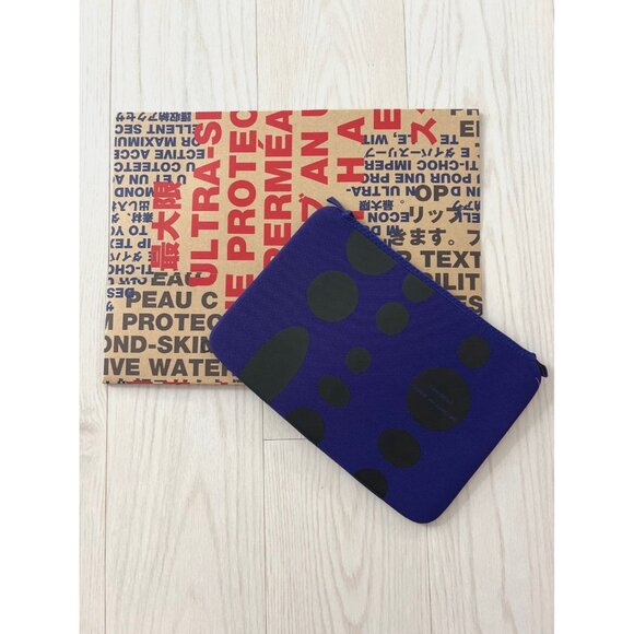 Comme Des Garcons Macbook Air 11" Neoprene Polka Dot Sleeve Blue Black - Picture 2 of 5